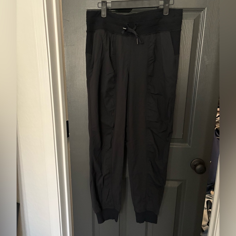 Lululemon Dance Studio Mid-rise Jogger size 8